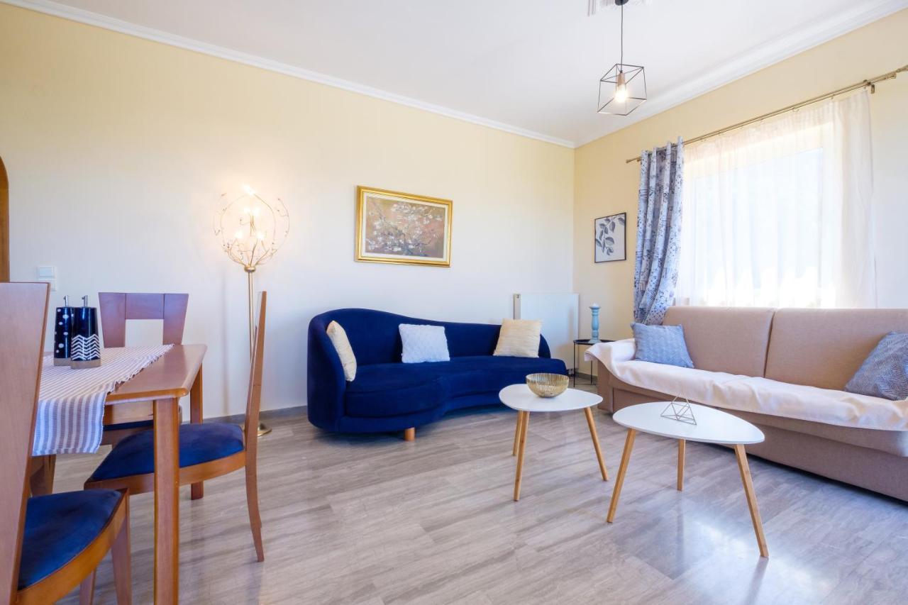 Almyros Aktis Mountain And Sea Apartment Kalamata Exterior photo